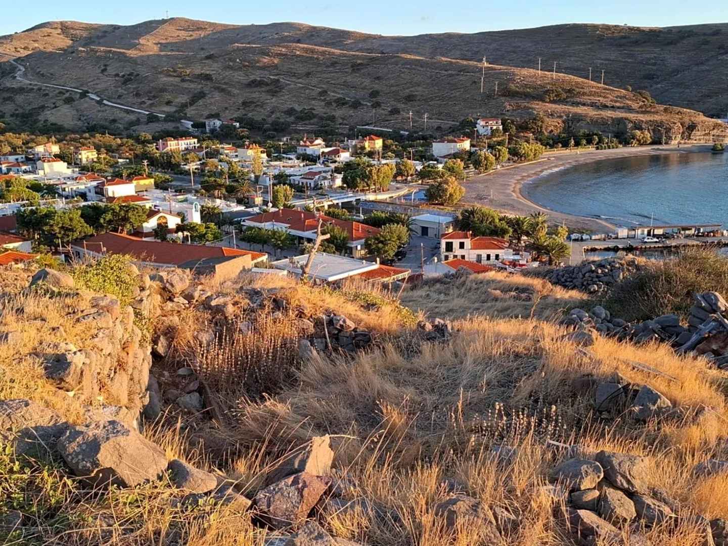 Agios Efstratios cubre ya el 91% de su electricidad con energ&iacute;as renovables